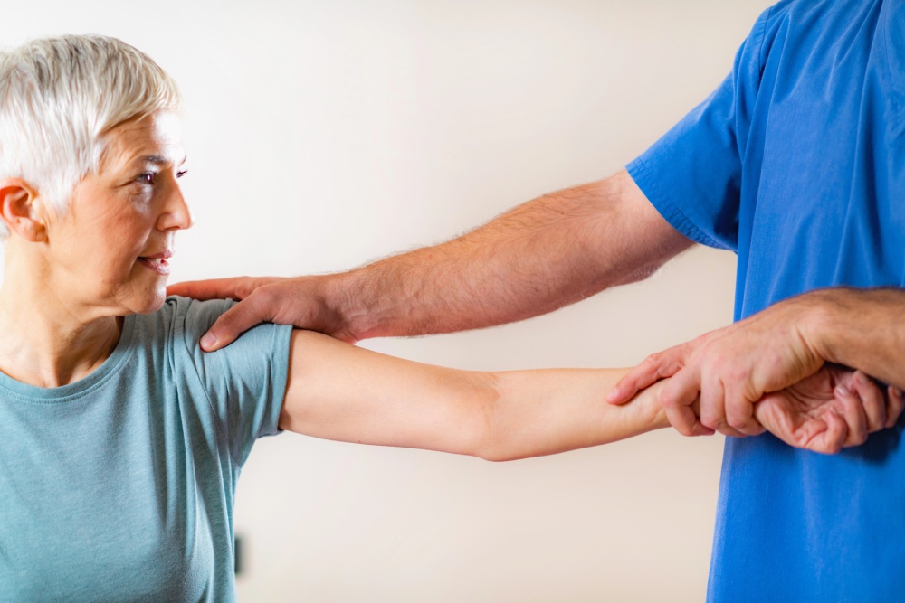 14 Key Benefits Of Chiropractic Care For Seniors